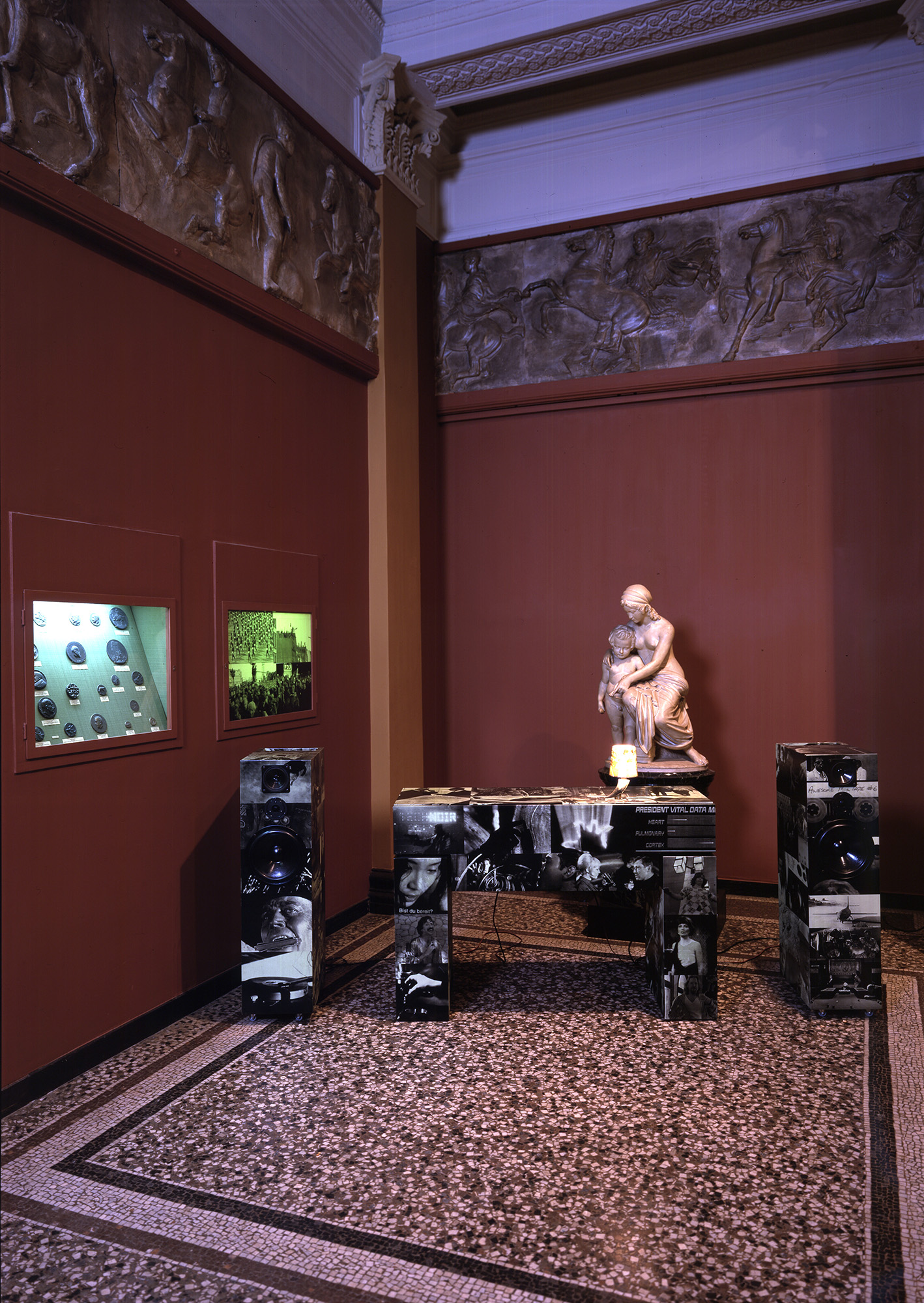 Bar-60-99-Einraeumen-1999-dj-pult