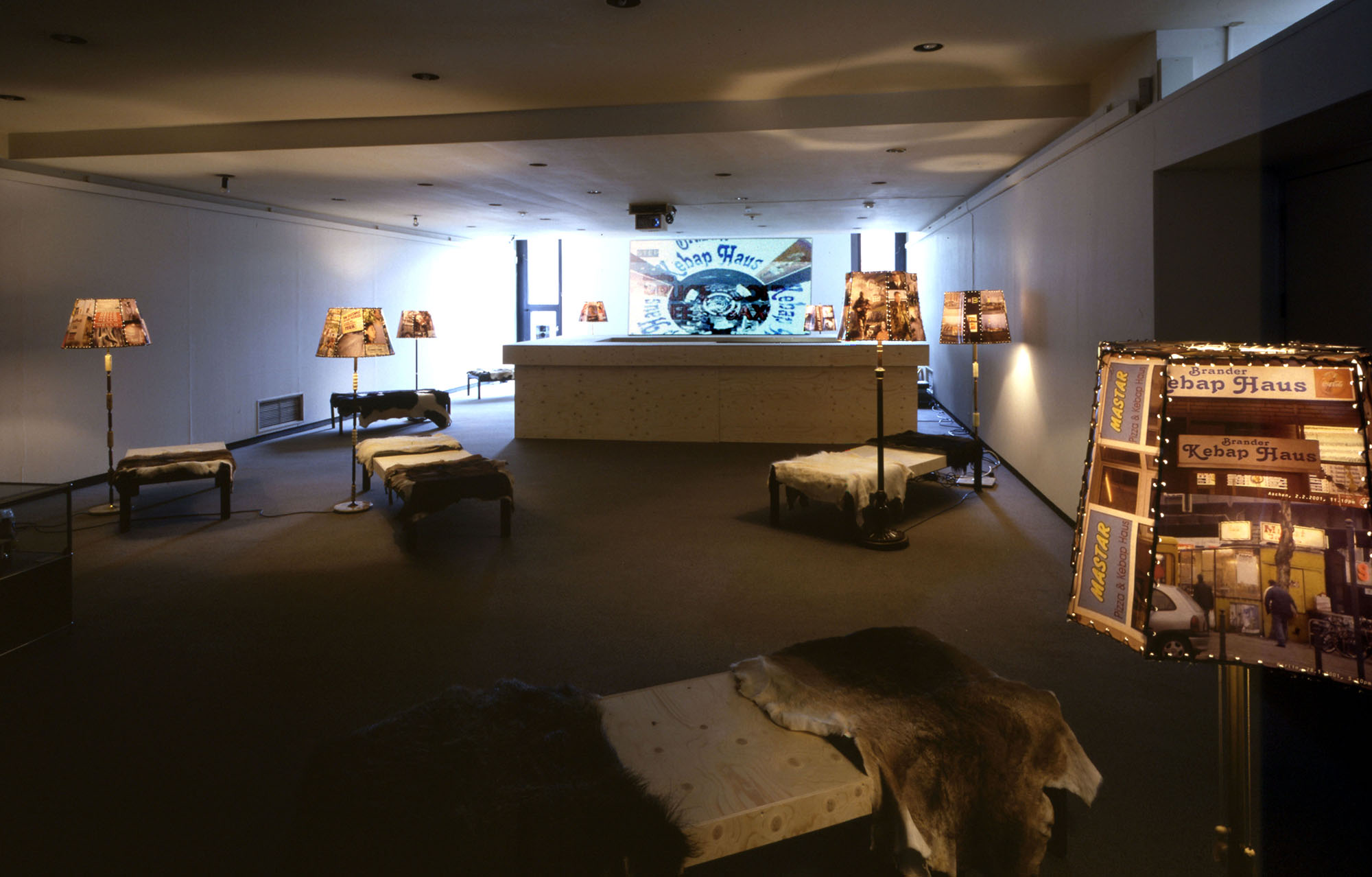 Gerds-McDoener-Lounge-2001-dia