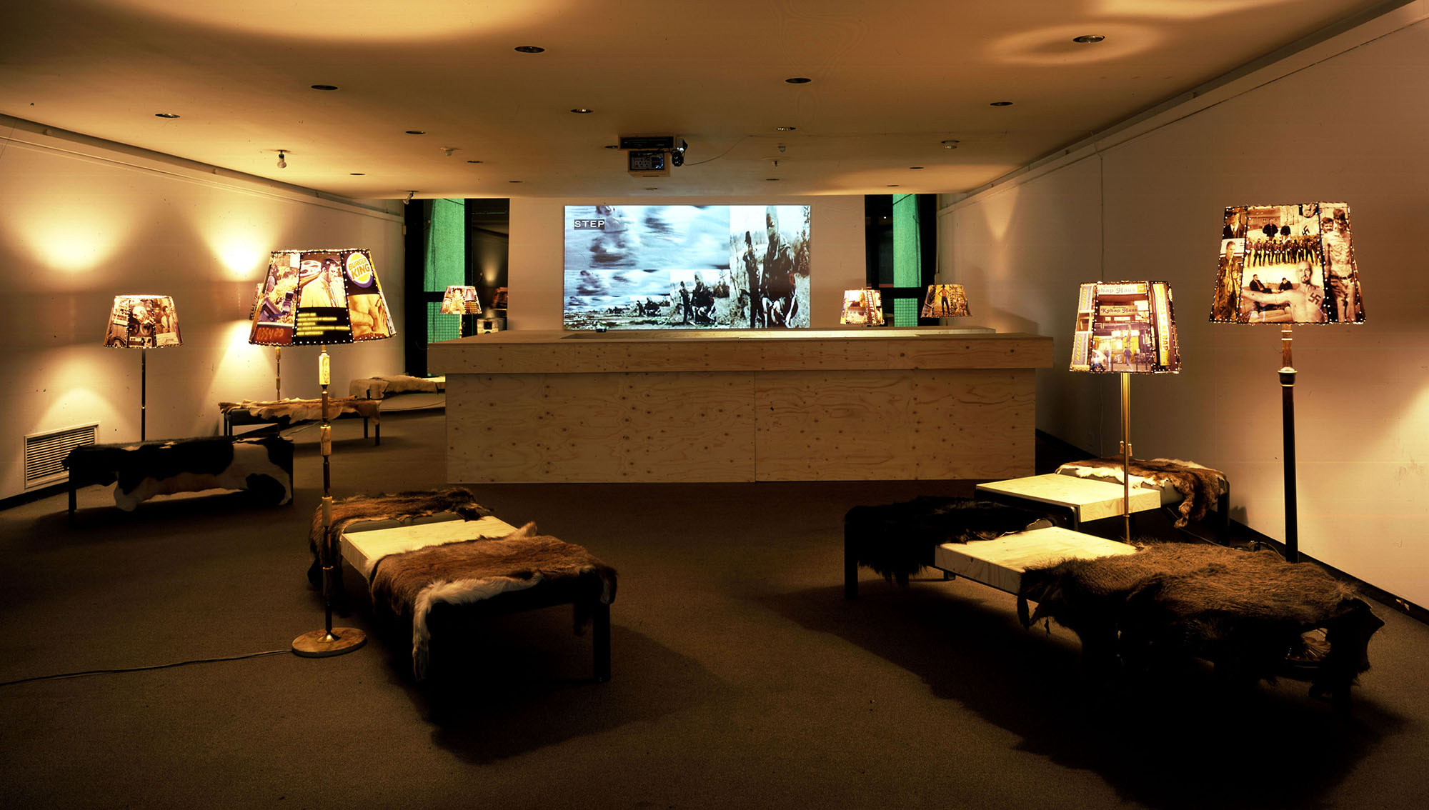 Gerds-McDoener-Lounge-2001-vorne