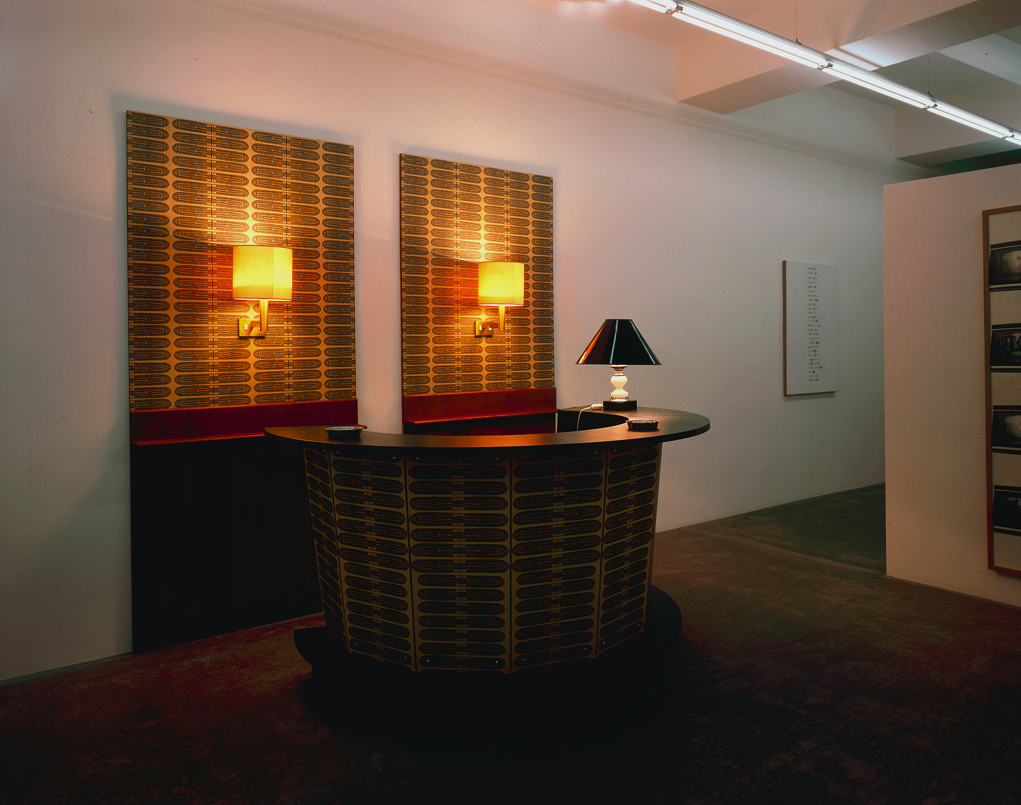 Kerstin-Engholm-Galerie-Wien-1999-Zitat-Bar-Institut