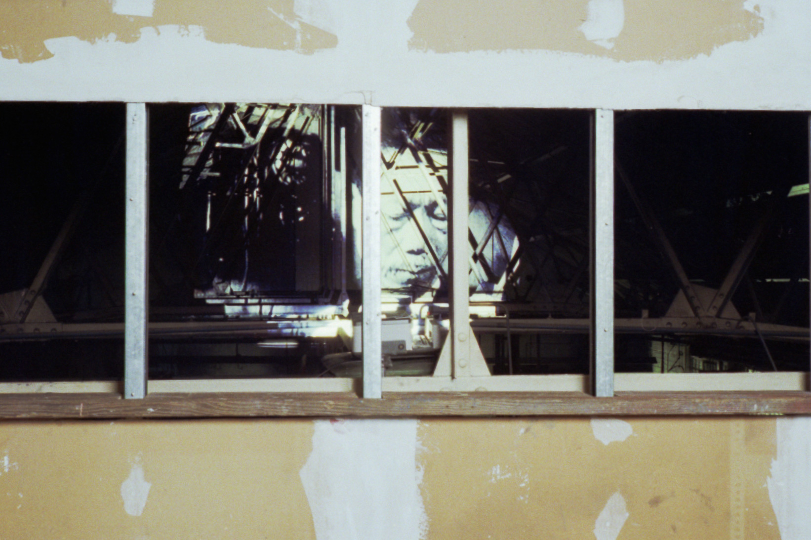 Shanghai Bar, 1998 – Bild 2 von 3