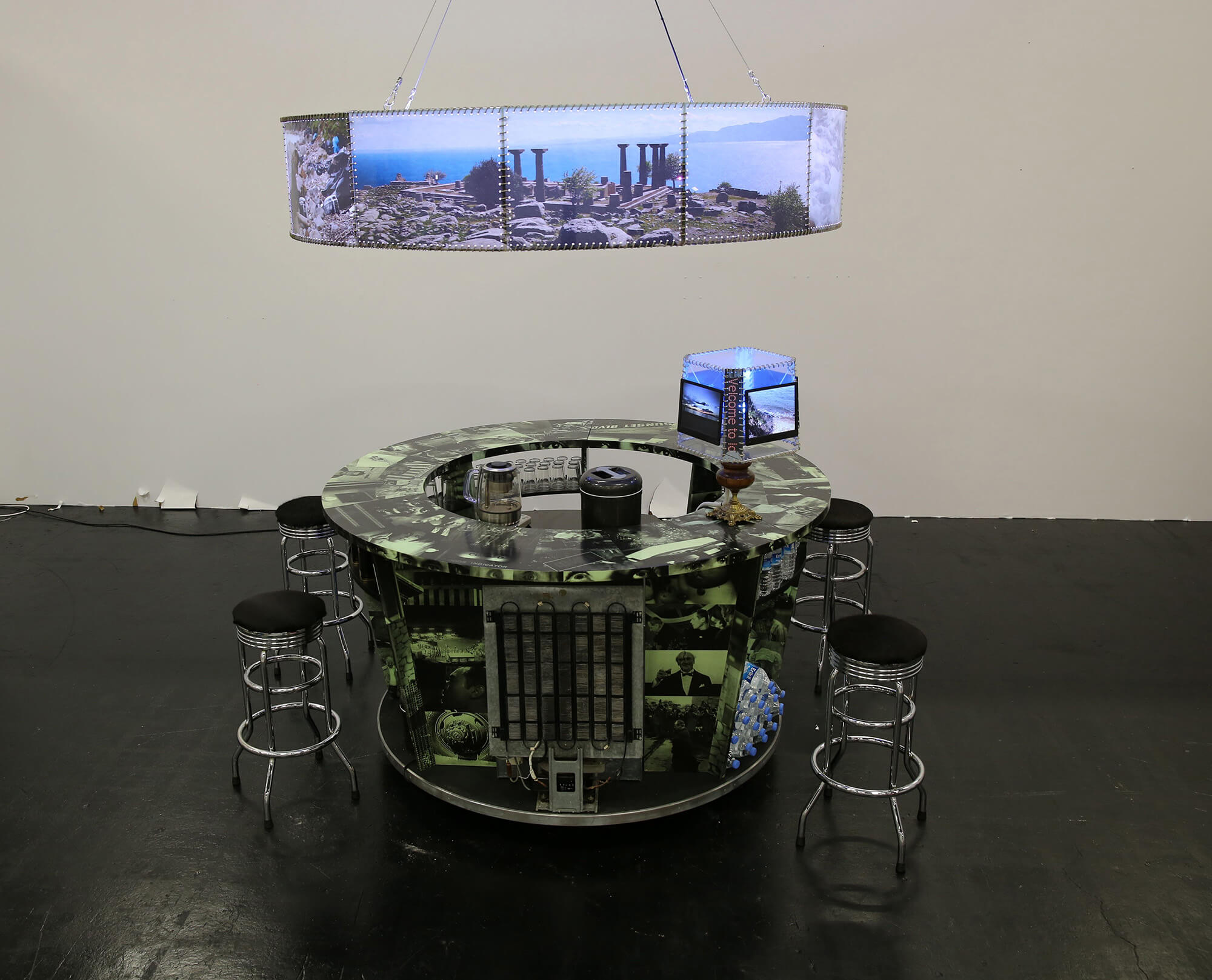 bar-60-99-16-art-cologne-2016-bar-detail