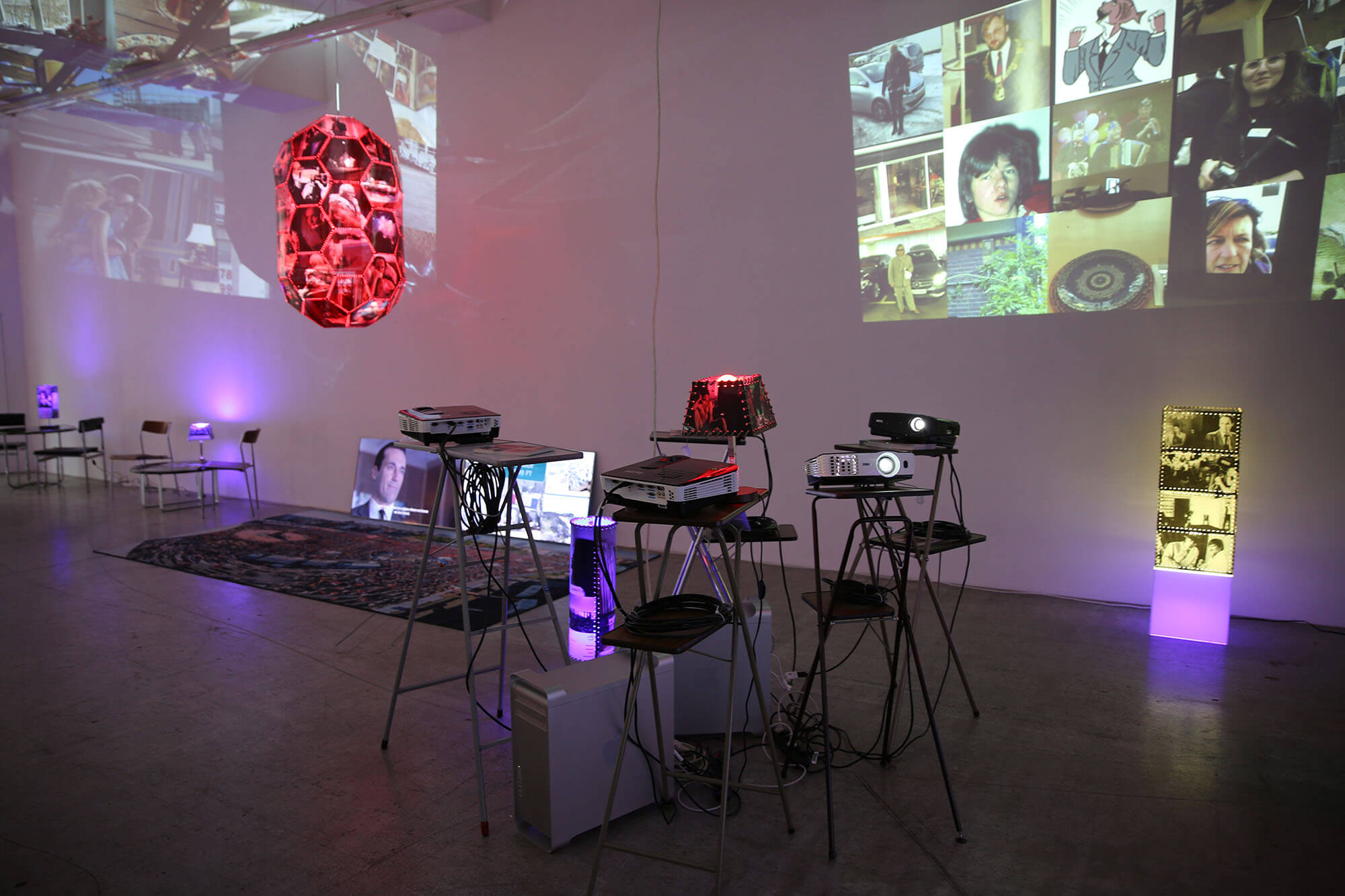 bubbles-carry-a-lot-of-weight-2017-projektion