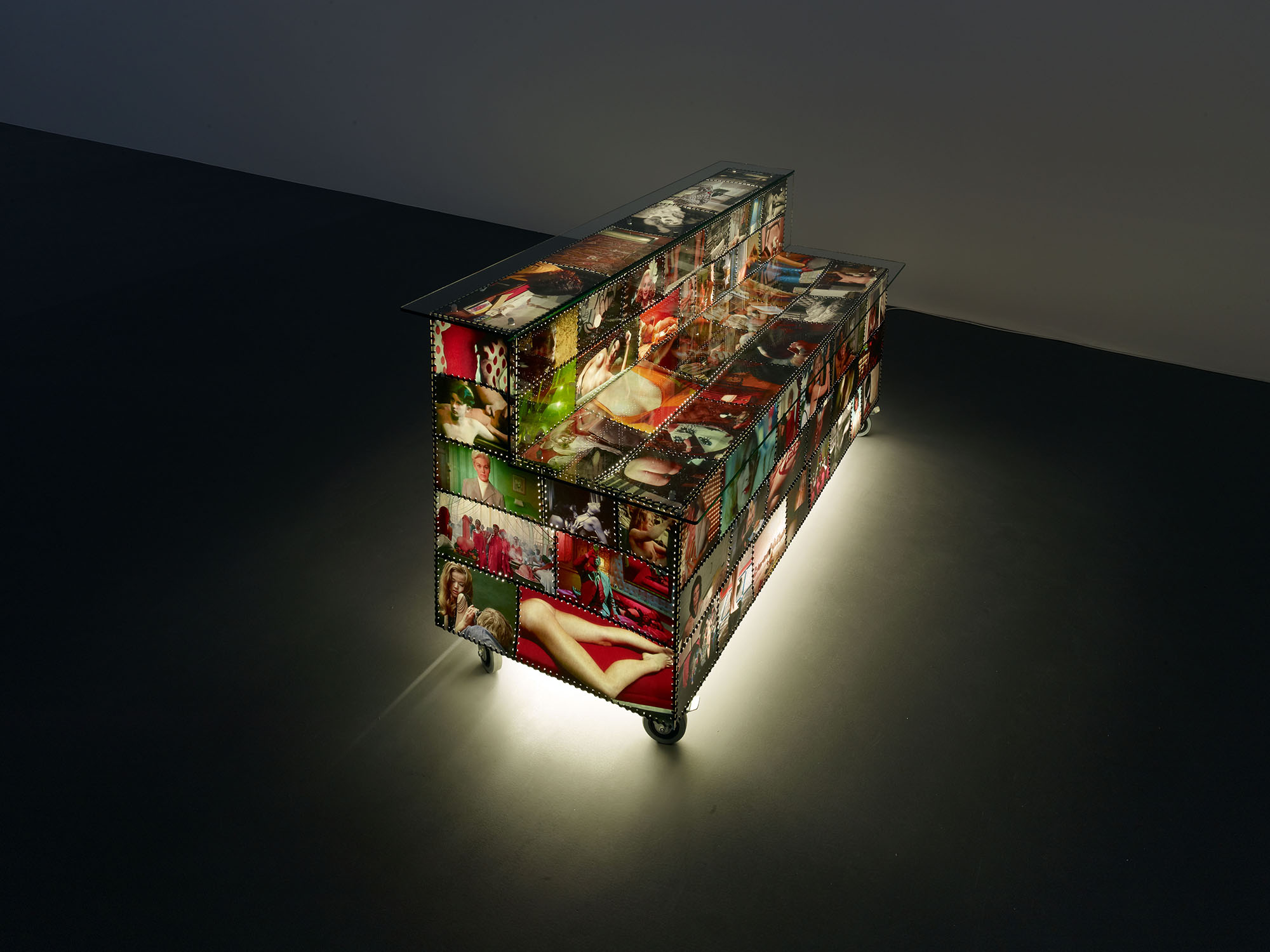 fragile-bar-stoschek-2008-oben