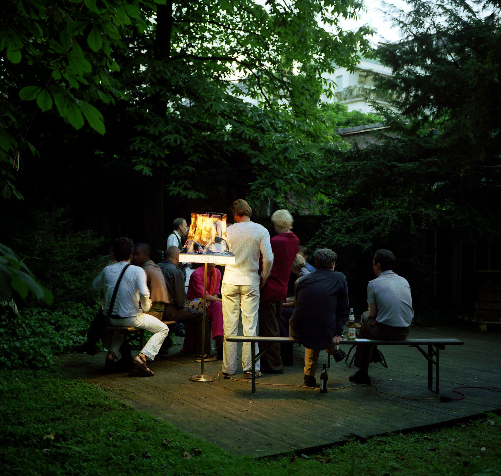 joe-parkhaus-2000-lampe-aussen