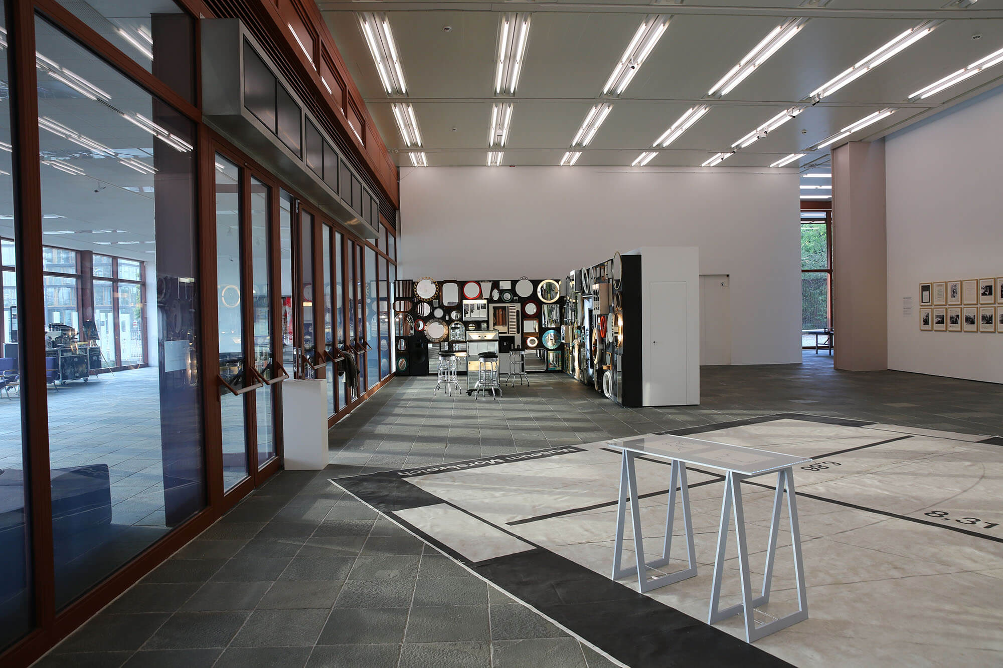 luhmann-eck-wien-2018-eingang